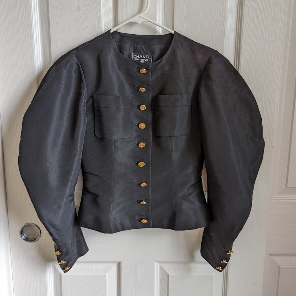 Vintage CHANEL Black & Gold Suit Top, size 34